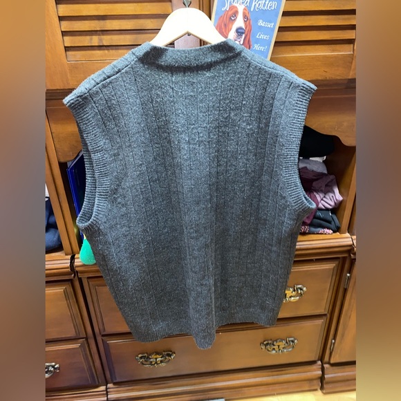 Men’s Grey Sweater Vest - Picture 2 of 3